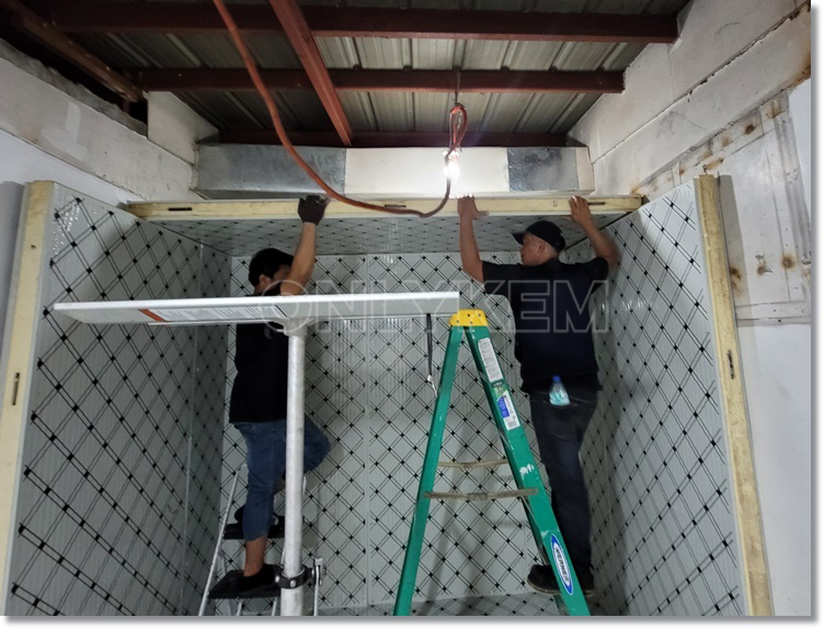 Installation of walk-in freezer for storing frozen meat